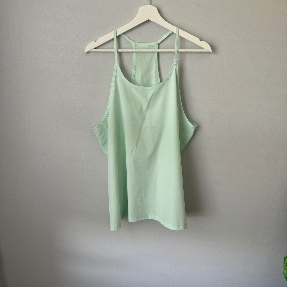 Tek Gear dry tek racer back mint top